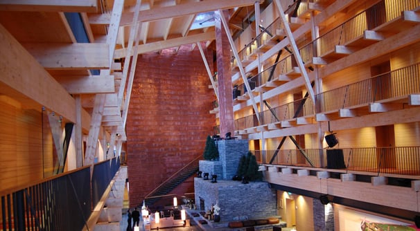 Copper Hill Mountain Lodge main hall.