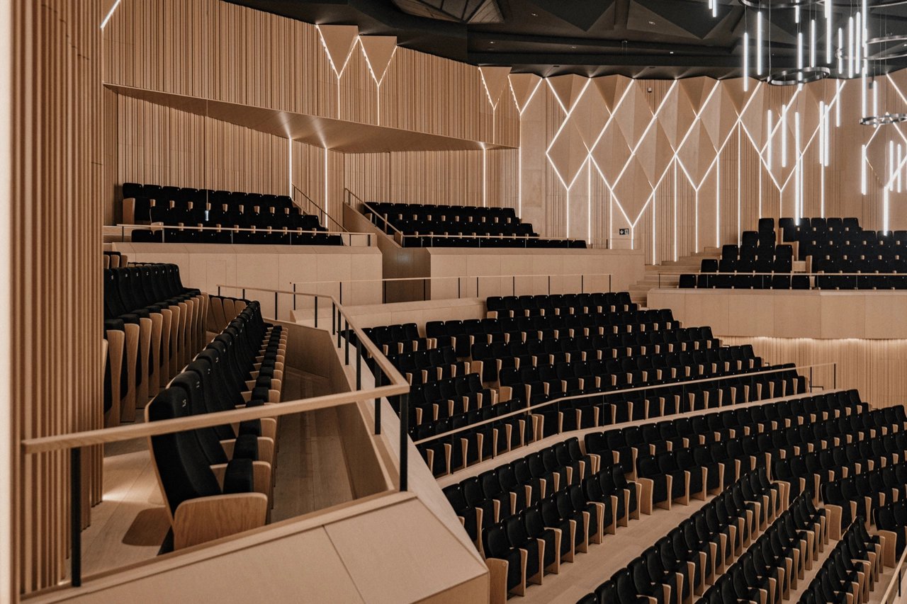 vilna_congress_hall-jauniskis4