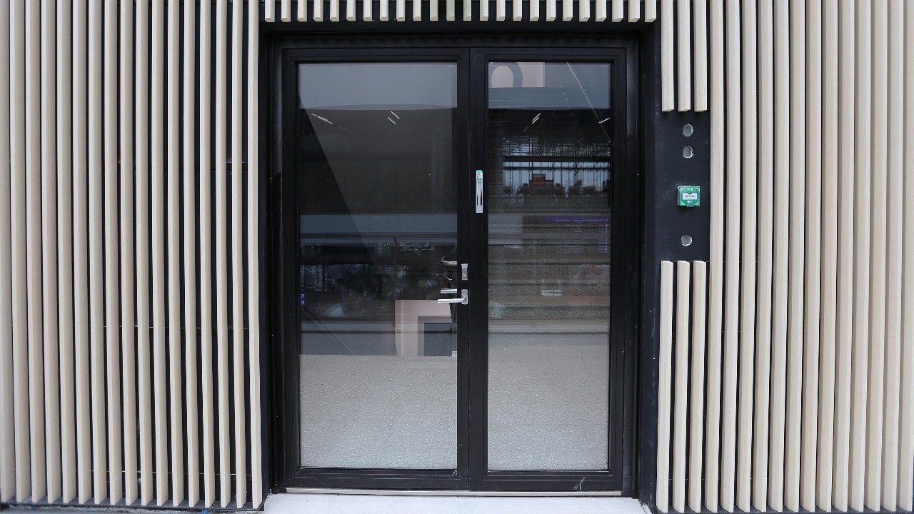 Pasila Station - doorway with ArborLine lath elements